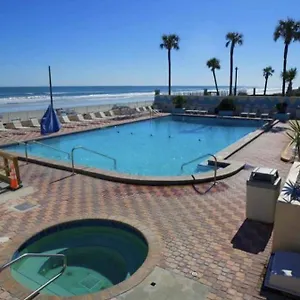 Apartment Fountain, Daytona Beach