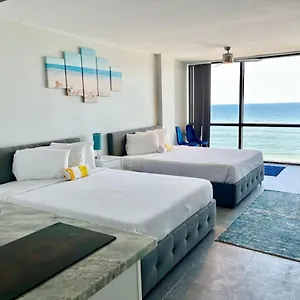 Holiday home Oceanside Beachfront, Daytona Beach